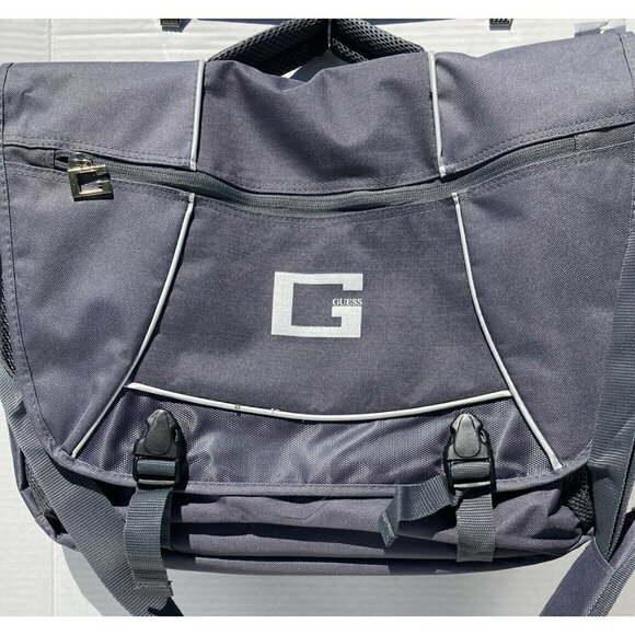GUESS Laptop Commuter Business Overnight School Messenger Bag Gray Nylon - Picture 1 of 6